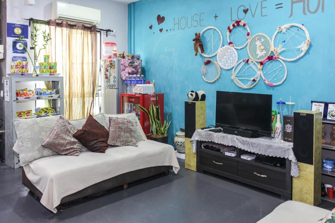 Spot On 89952 Sayang Selalu Guest House Malacca Exterior foto